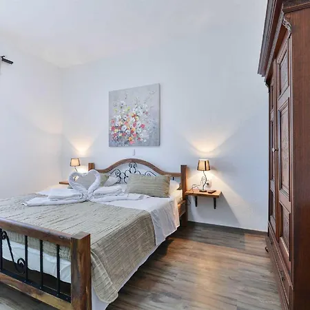 Marinic With Private Pool , Zadar County Villa *