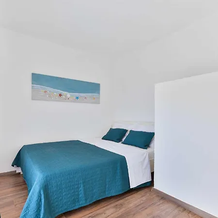 Marinic With Private Pool , Zadar County Villa