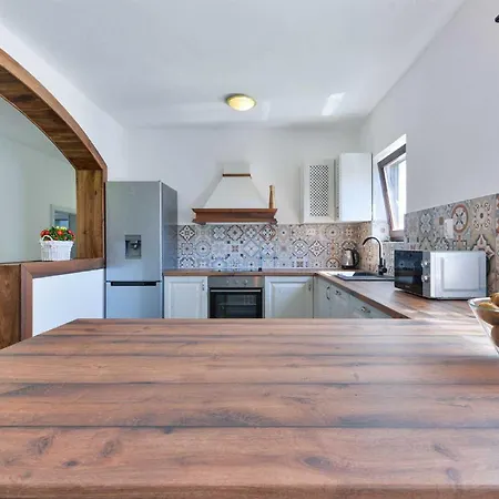 Marinic With Private Pool , Zadar County Villa *