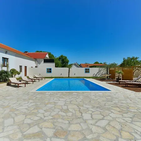 Villa Marinic With Private Pool , Zadar County