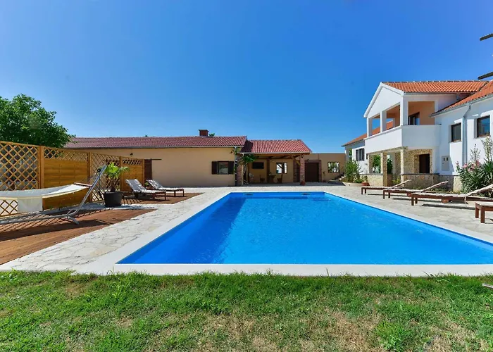 Marinic With Private Pool , Zadar County Vila