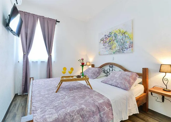 Marinic With Private Pool , Zadar County Vila Miranje