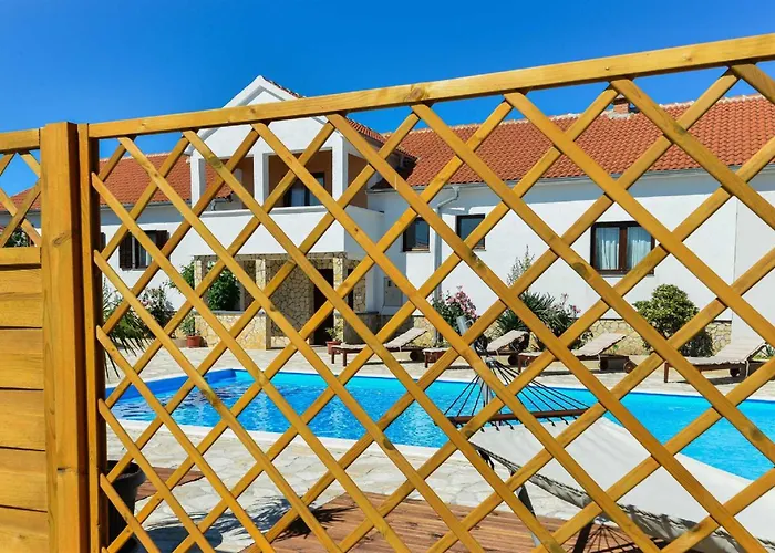 Marinic With Private Pool , Zadar County *