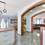 빌라 Marinic With Private Pool , Zadar County Miranje