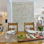 빌라 Marinic With Private Pool , Zadar County *