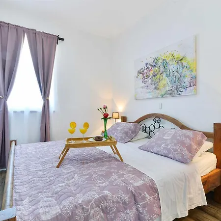 Marinic With Private Pool , Zadar County Villa Miranje