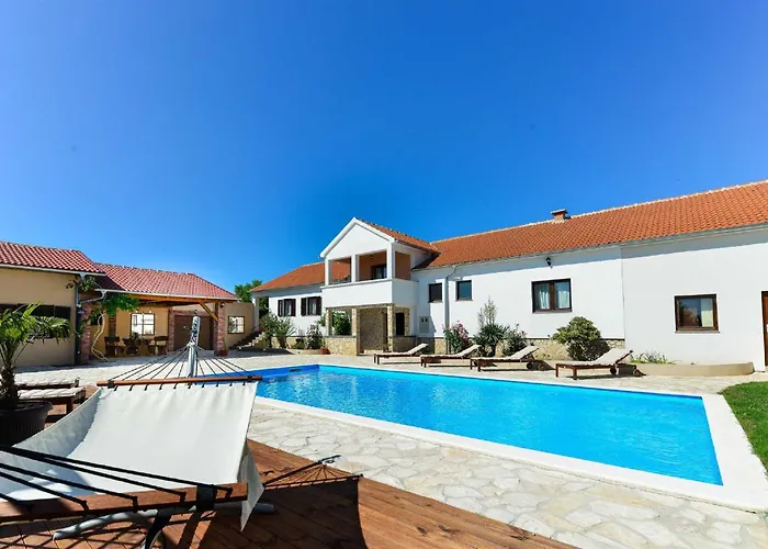 Marinic With Private Pool , Zadar County
